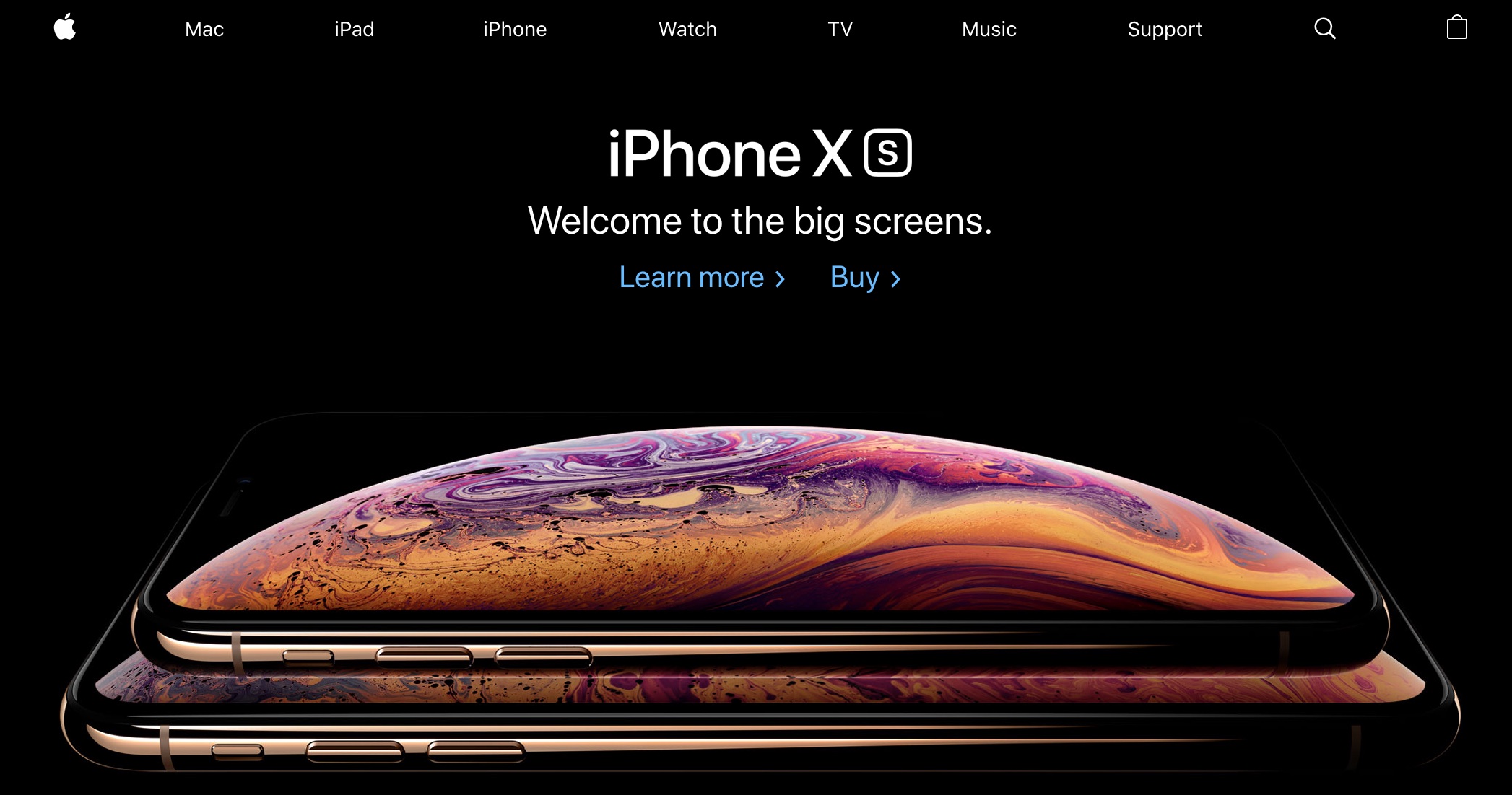 Apple homepage showing iPhone Xs (2018)